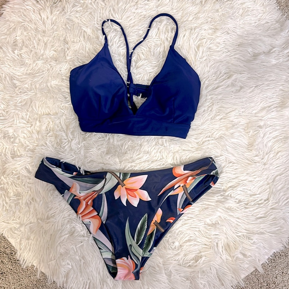 New SHEIN Floral Bikini Set